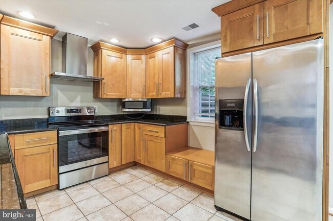Foto del edificio - 102 Barnsfield Ct