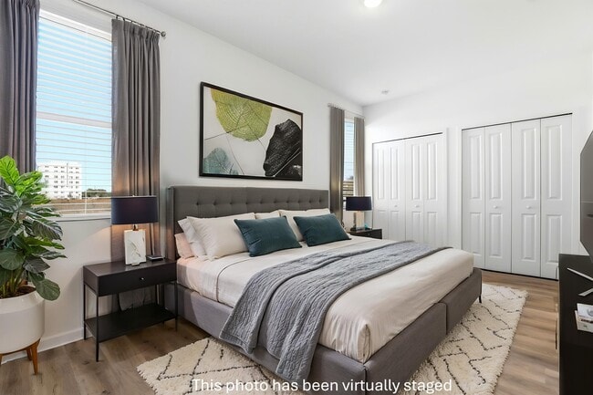 Building Photo - Venture Apartments