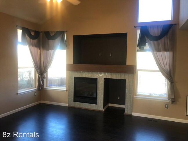 Building Photo - 3 br, 2.5 bath House - 8673 Rosebud Place