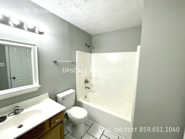 Building Photo - 1169 Mt Rushmore Way
