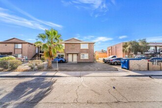 Building Photo - 4156 Zavala St