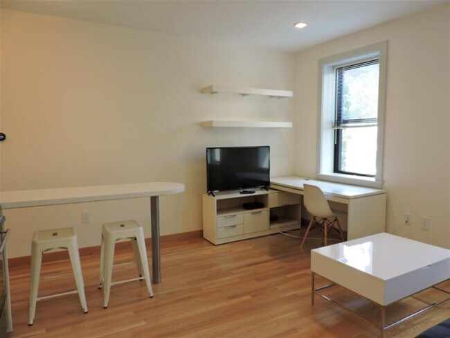 Foto del edificio - 14 Hilliard St