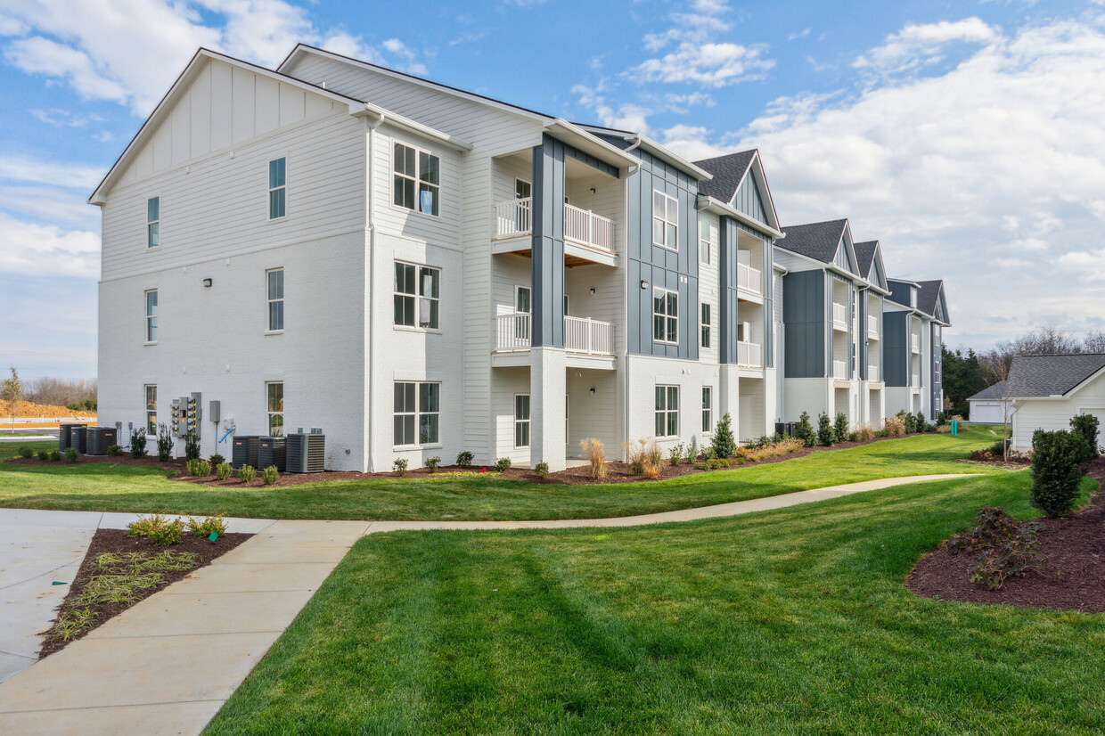 Hathaway at Kingsley Place - Apartments in Spring Hill, TN | Apartments.com