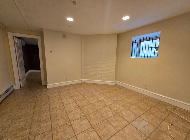 Foto del edificio - 313 N 34th St