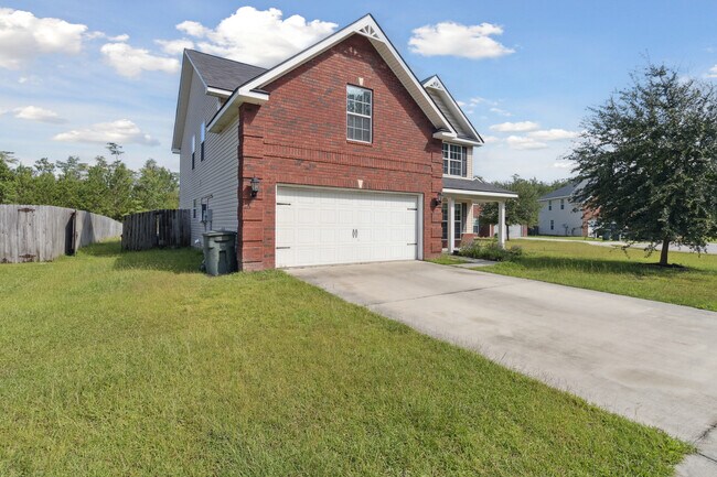 Foto del edificio - 608 Piedmont Ave