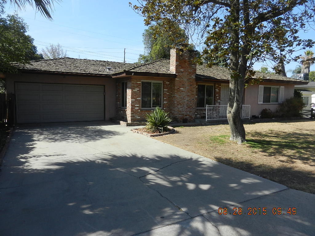 2439 W Vassar Ave, Visalia, CA 93277 House Rental in Visalia, CA