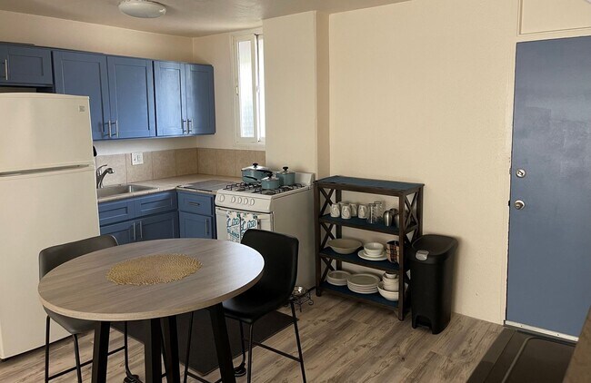 Foto del edificio - Regency Ala Wai Condo - FURNISHED 1 bedroo...