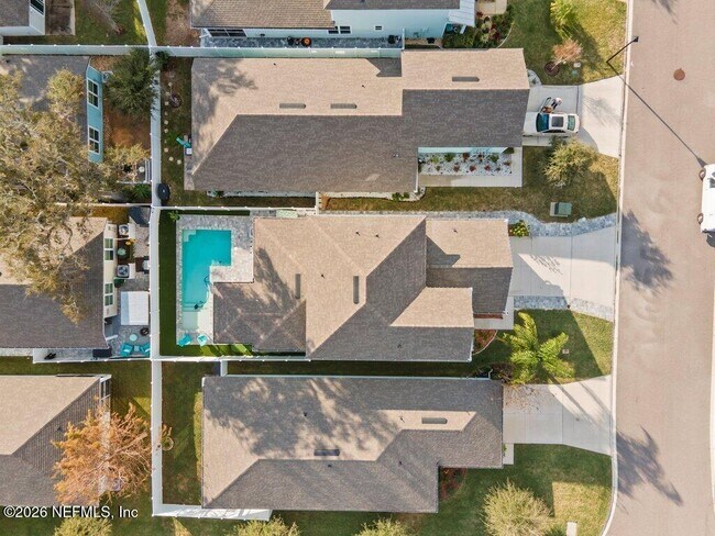 Building Photo - 2140 Fairway Villas Dr