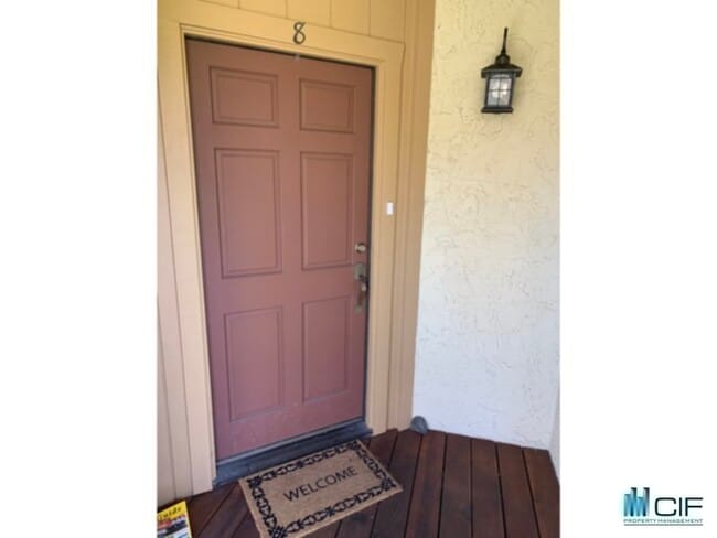 Building Photo - Spacious Condo in Seacliff-Corner Unit- 2 ...