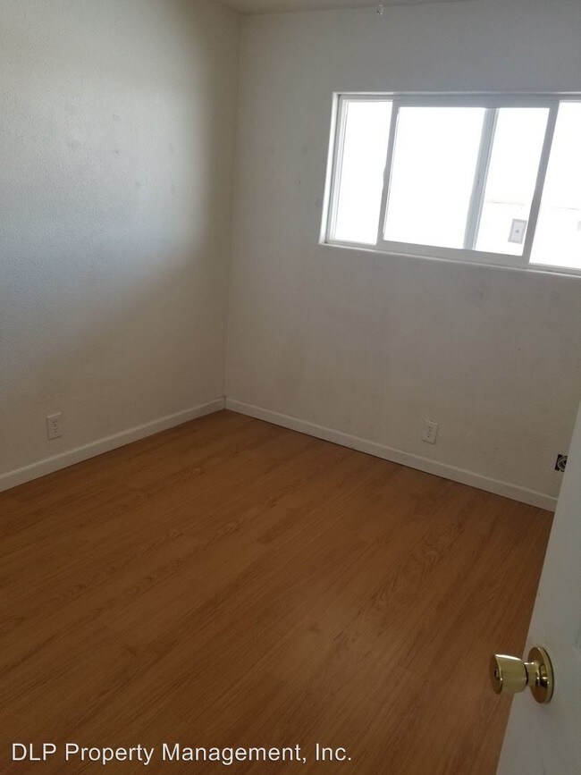 2143 E Pacheco Blvd, Los Banos, CA 93635 Condo for Rent in Los Banos