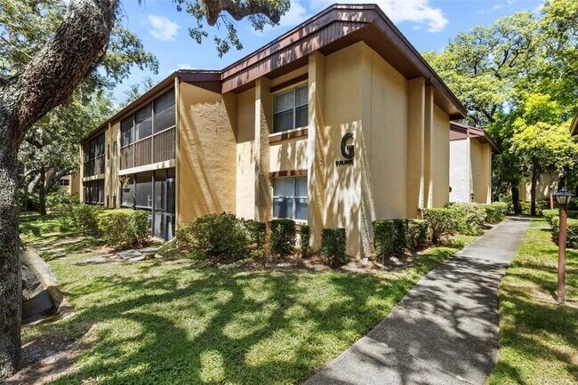 Afuera - 14115 Mossy Glen Ln