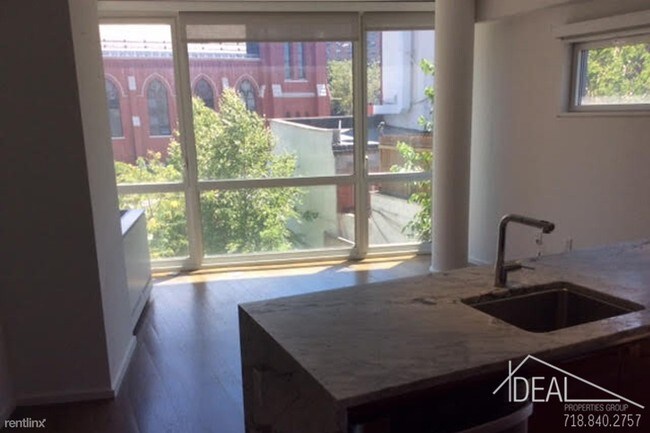 Foto del edificio - 205 8th St