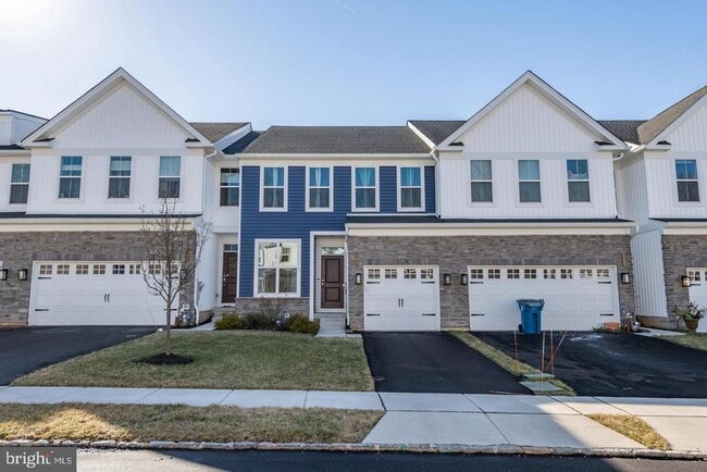 Building Photo - 204 Wynstone Ct