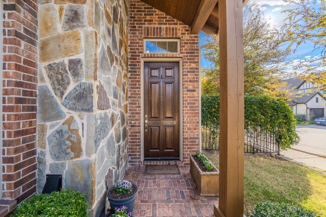 Building Photo - 1117 Ferndale Dr