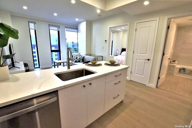 Building Photo - 41-26-41-44 44th St