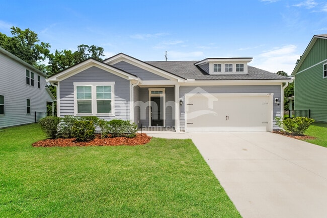 Building Photo - 267 Banyan Frst Dr