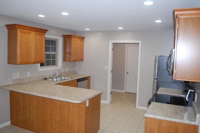 Foto del edificio - 5007 Craydon Dr