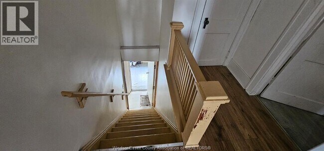 Photo du bâtiment - 1839 St Luke Rd