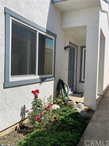 Foto del edificio - 2395 N River Trail Rd