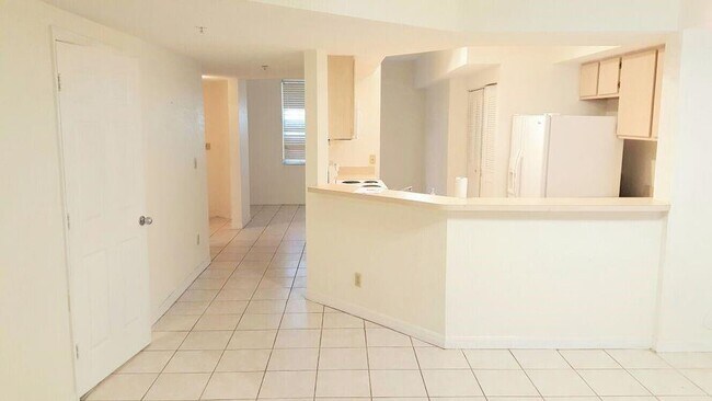 Foto del edificio - 741 SW 148th Ave