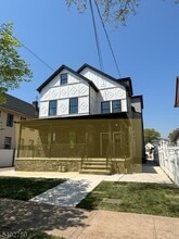 Building Photo - 528 Jefferson Ave