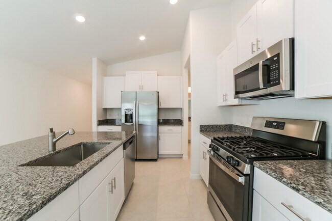 Foto del edificio - 4214 84th Ct E