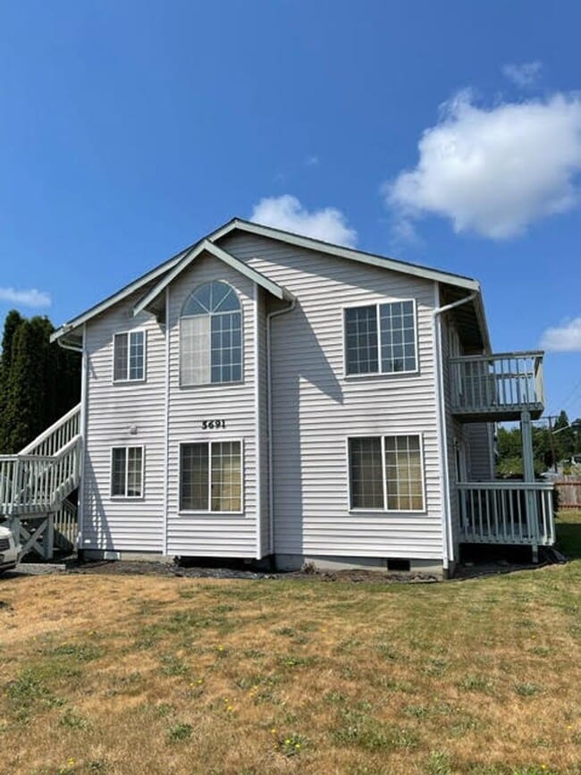 Building Photo - 5691 Eagle Pkwy