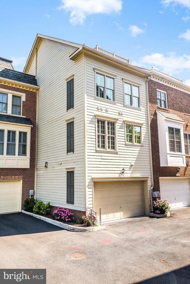 1740 Potomac Greens Drive, Alexandria, VA 22314 Townhouse for Rent in Alexandria, VA