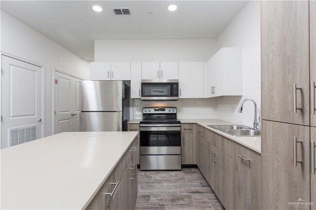 Foto del edificio - 815 N 15th Pl