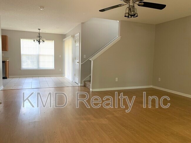 Foto del edificio - 4010 Woolcott Ave