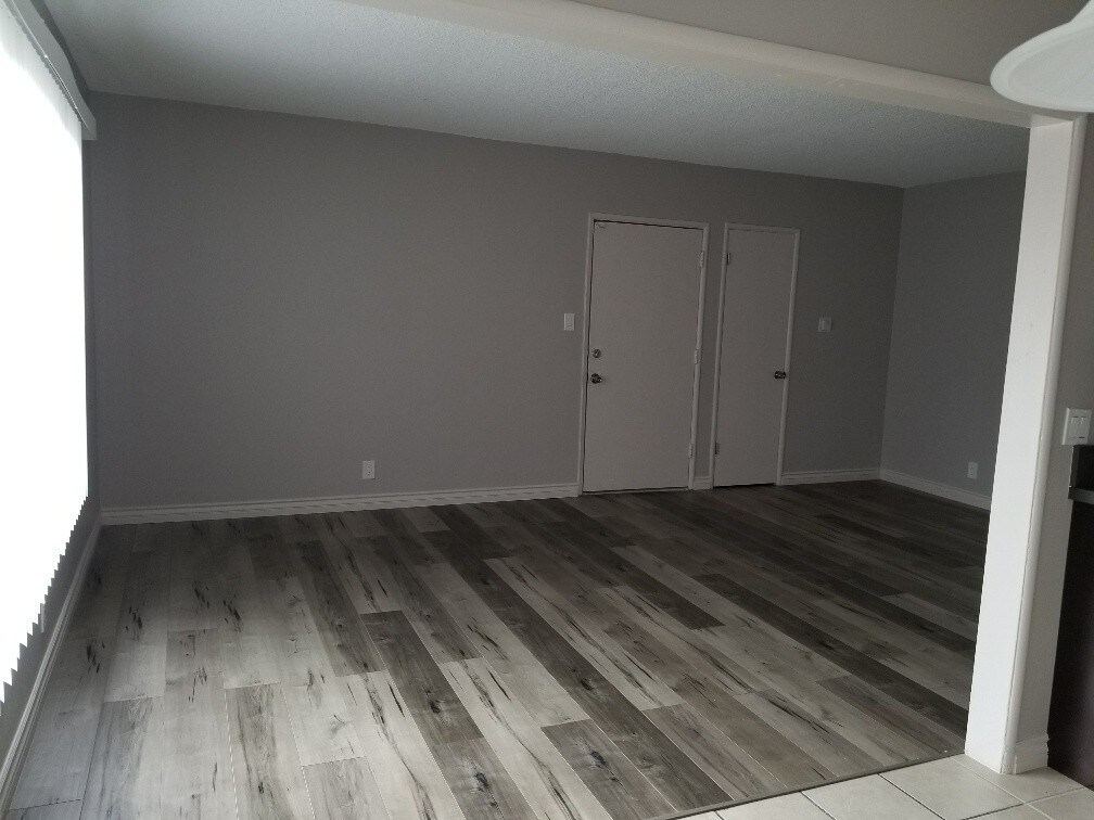 Building Photo - 4535 Santo Tomas Dr