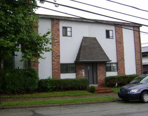 Primary Photo - 1604 Ellsworth Ave