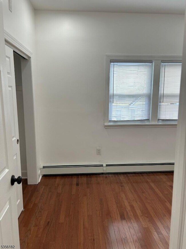 Foto del edificio - 1214 51st St