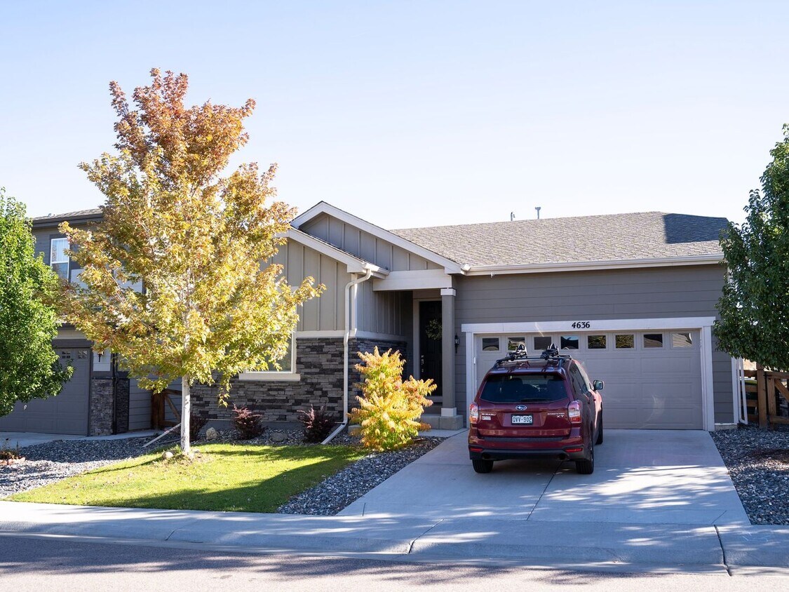 3 Bedroom Single Family Home in Aurora House Rental in Aurora, CO