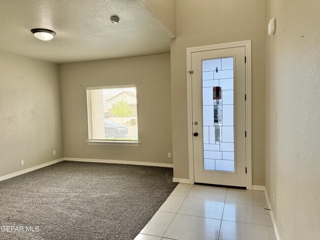 Building Photo - 12824 Linstead Ave