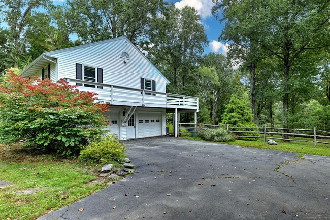 Building Photo - 59 N Racebrook Rd