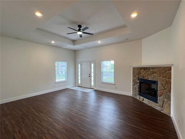 Building Photo - Fresh, stylish, and perfectly positioned on a corner home