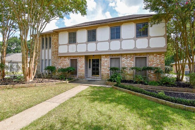 Building Photo - 7503 Bairnsdale Ln