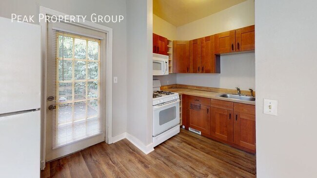 Photo - 23 W Hollister St Apartment