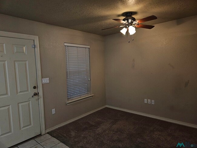 Foto del edificio - 1505 Hickory St