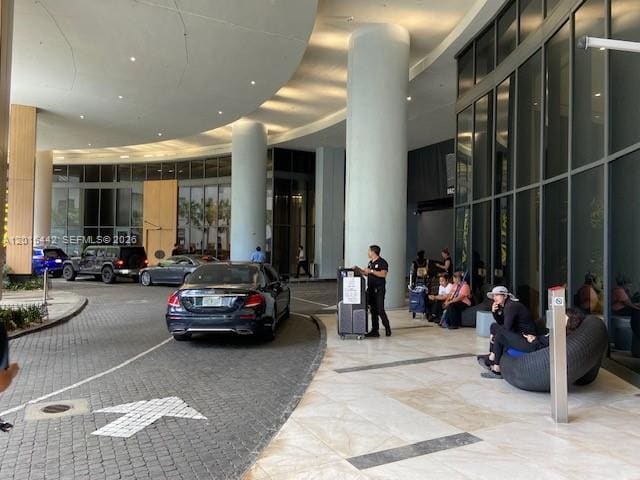 Foto del edificio - 45 SW 9th St