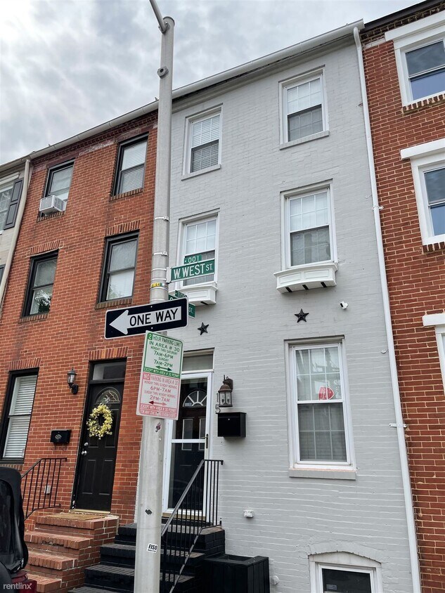 Primary Photo - 3 br, 2.5 bath House - 15 W West St