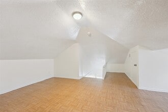 Building Photo - 3818 Brandt St