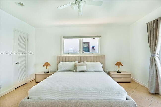 Foto del edificio - 3080 NE 43rd St
