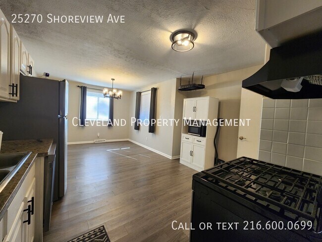 Building Photo - 25270 Shoreview Ave