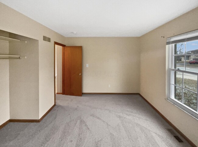 Foto del edificio - 2343 Salem Ave