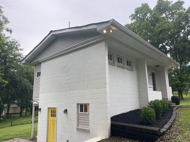 Foto del edificio - 243 Jones Ln