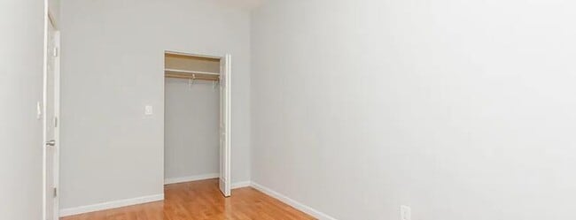 Foto del edificio - 1007 N California Ave