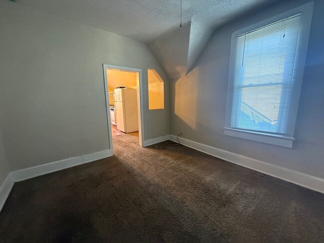 Building Photo - 1419 Lipan St
