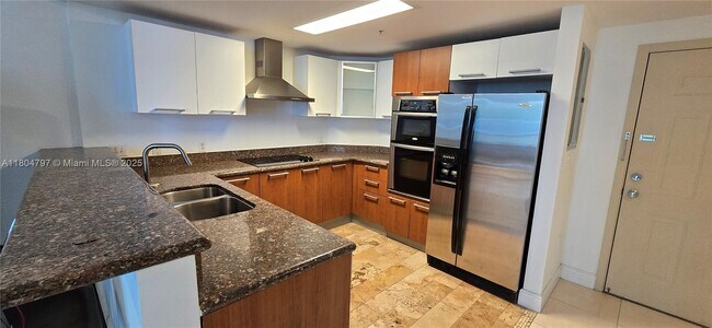 Foto del edificio - 170 SE 14th St